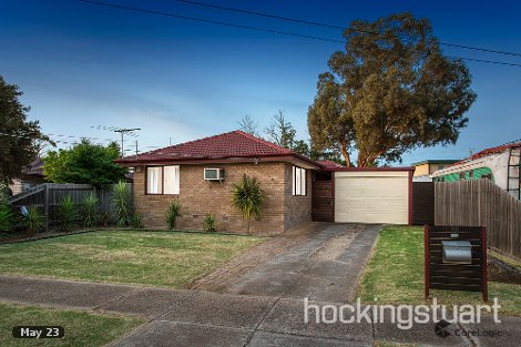 30 Penguin St, Melton, VIC 3337