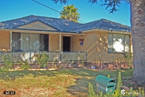 10 Maher St, Tolland, NSW 2650