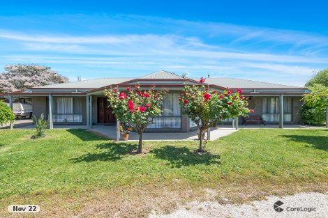 207 Racecourse Rd, Tocumwal, NSW 2714