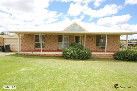 174 Cowper St, Tenterfield, NSW 2372