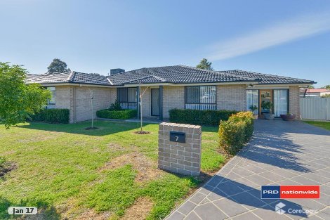 7 Mawson Cl, Westdale, NSW 2340