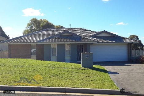 11 Lovejoy Ave, Blayney, NSW 2799