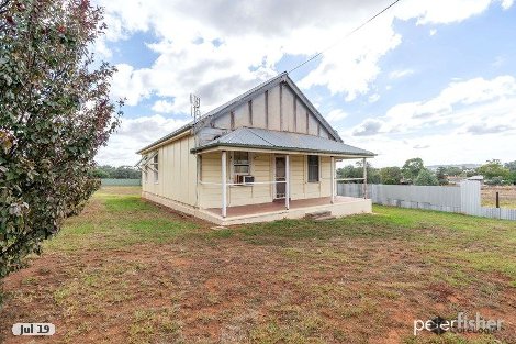 1 Railway Pde, Cumnock, NSW 2867