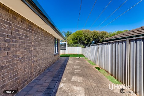 15 Jacaranda Dr, Craigmore, SA 5114