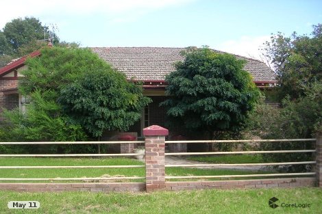 8 Neilsen St, Boorowa, NSW 2586