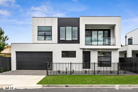 19 Sherbourne Tce, Newtown, VIC 3220