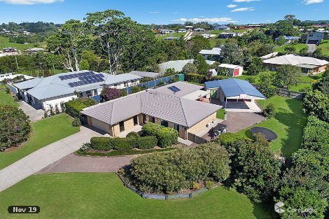 2 Oak Ct, Maleny, QLD 4552