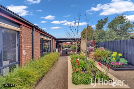 25 Gleneagles Dr, Melton West, VIC 3337