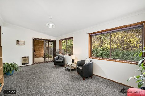 8 Evergood Cl, Weston, ACT 2611