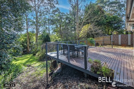 8 Berrys Rd, Emerald, VIC 3782