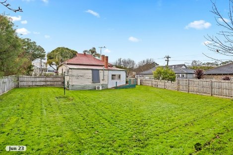 15 St Leonards Rd, Healesville, VIC 3777