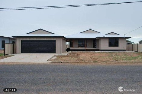 31 Manna St, Blackwater, QLD 4717