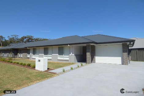 10a Tuckeroo Cct, Fern Bay, NSW 2295