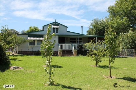 44 Petre St, Tenterfield, NSW 2372