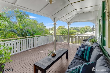 11 Curlew St, Sandgate, QLD 4017