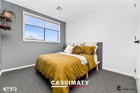 41 Huey Cct, Cranbourne, VIC 3977