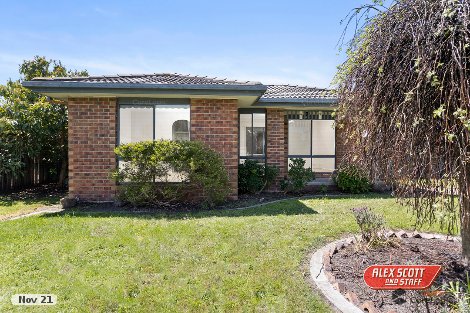 28 Station St, Lang Lang, VIC 3984