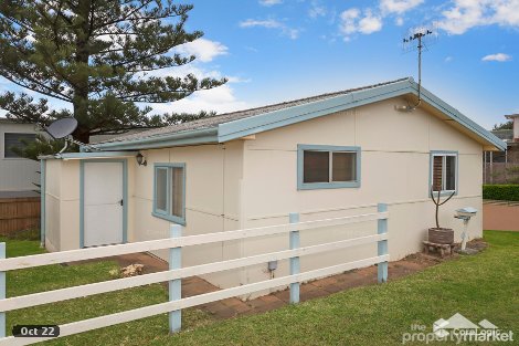 58 Forresters Beach Rd, Forresters Beach, NSW 2260