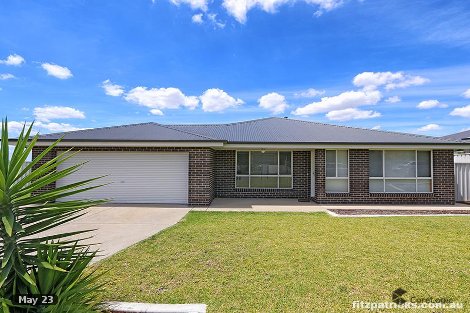 1 Tahara Cres, Estella, NSW 2650