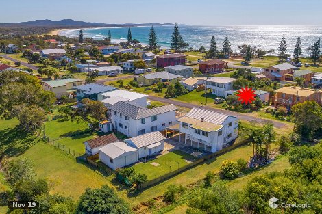 25 Honeysuckle St, Brooms Head, NSW 2463