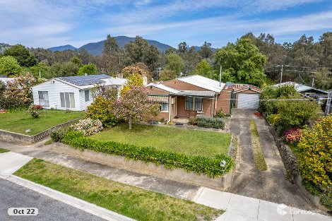 11 Tenth St, Eildon, VIC 3713