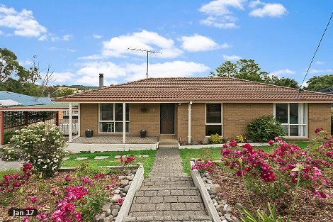 12 Steven St, Waterford Park, VIC 3658