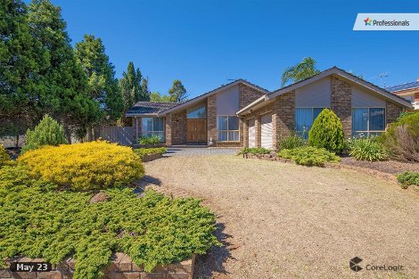 19 Hilton Way, Melton West, VIC 3337