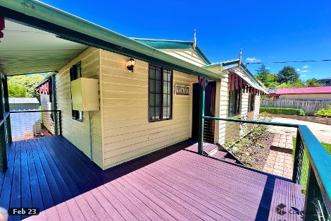 16 Sinclair Cres, Wentworth Falls, NSW 2782