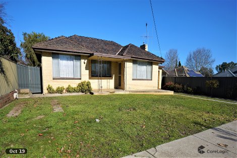 24 Oak St, Golden Square, VIC 3555