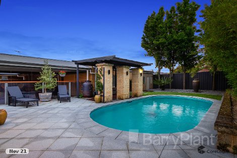 81 Rickards Ave N, Knoxfield, VIC 3180