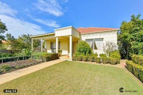 14 Elizabeth Henrietta Cct, Macquarie Links, NSW 2565