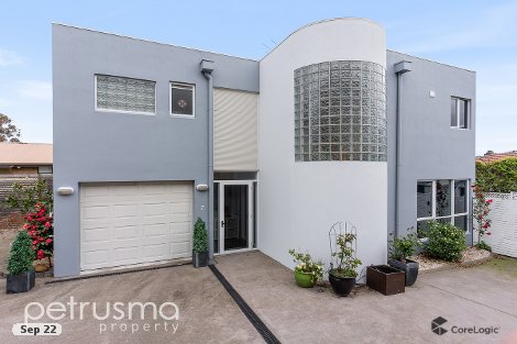 2/6 Ballawinnie Rd, Lindisfarne, TAS 7015