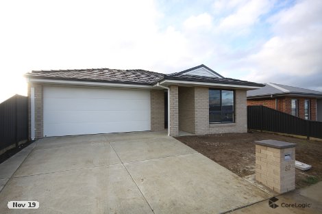 82 Cinnamon Dr, Lake Gardens, VIC 3355