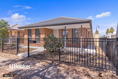 4 Roberts St, Munno Para, SA 5115