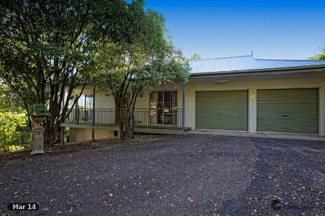 4 Woodlands Gr, Bright, VIC 3741