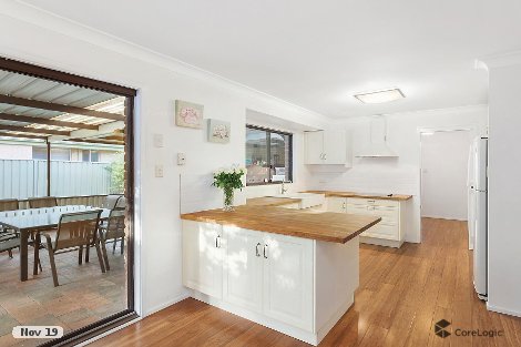 4 Robson Cl, Point Clare, NSW 2250