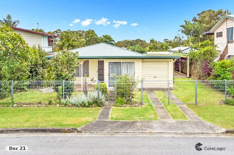 5 Koonwarra St, Labrador, QLD 4215