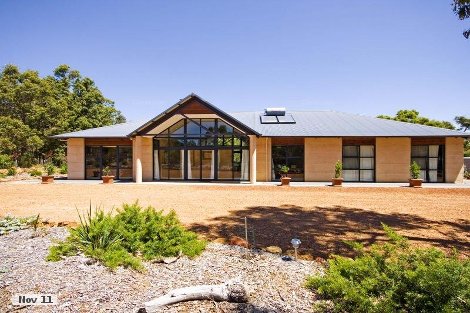 52 Narbethong Rd, Bedfordale, WA 6112