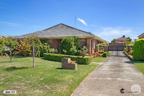 26 Caroline St, Alfredton, VIC 3350