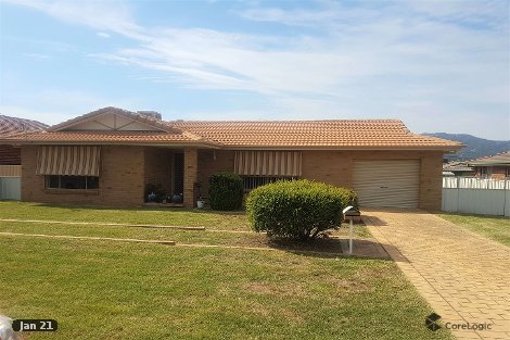 5 Wattle St, Kootingal, NSW 2352