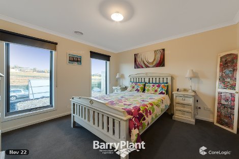 23 Manikato Dr, Drouin, VIC 3818