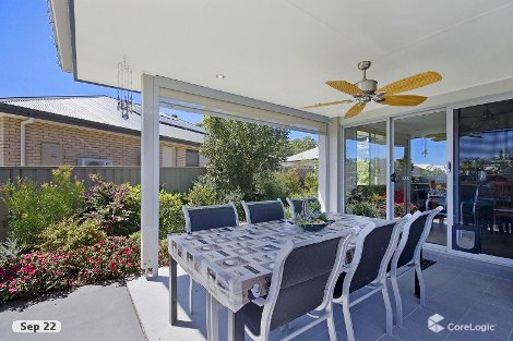 5a Seachange Cres, Moonee Beach, NSW 2450