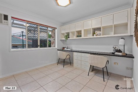 39 Holborn Cres, Carindale, QLD 4152