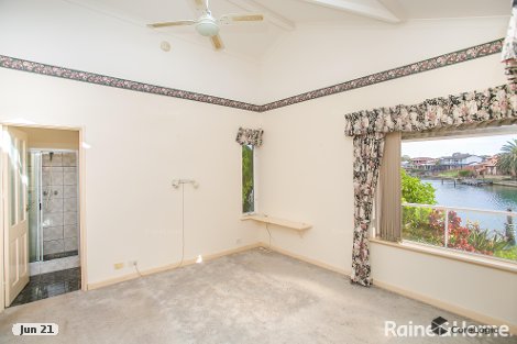 3 Sovereign Gdns, Halls Head, WA 6210