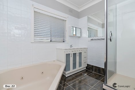 74 Warrawong St, Kooringal, NSW 2650