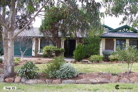 16 Paignton Cl, Moana, SA 5169