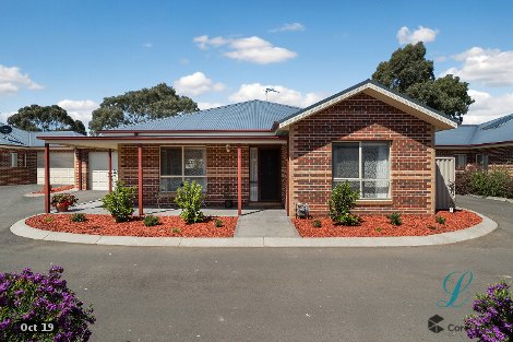 2/3 Regan Dr, Romsey, VIC 3434