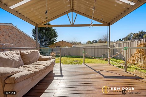 2/24 Beazley Cres, Calwell, ACT 2905