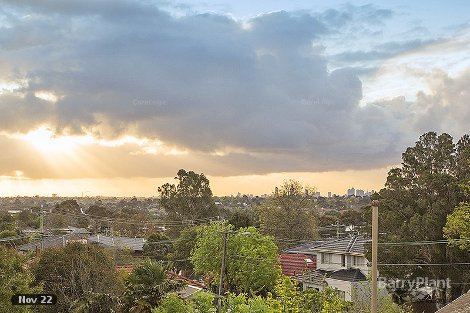 2/2 Warrina St, Chadstone, VIC 3148