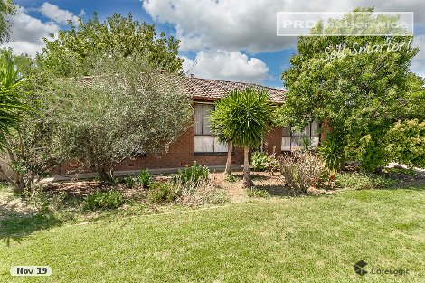 33 Anne St, Tolland, NSW 2650